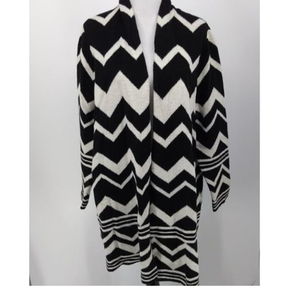 Chico's Sweaters - Chicos Sz 4 XXL Black White Cardigan Sweater Open